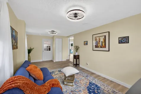 140 W 31st Court Riviera Beach FL 33404