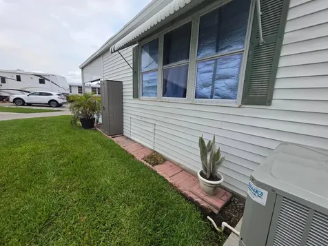 5354 SE 64th Terrace Okeechobee FL 34974