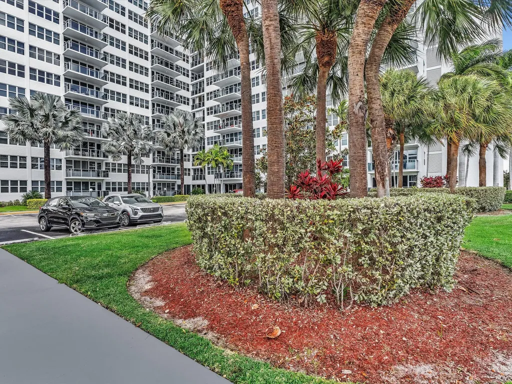 3333 NE 34th Street Fort Lauderdale FL 33308