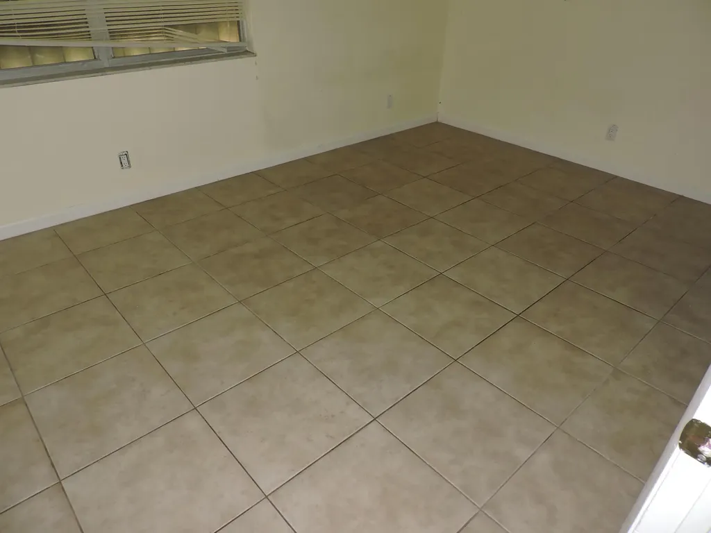 8599 Crater Terrace West Palm Beach FL 33403