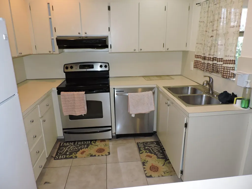 8599 Crater Terrace West Palm Beach FL 33403