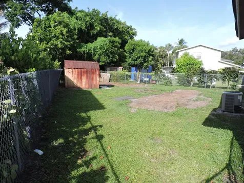 8599 Crater Terrace West Palm Beach FL 33403