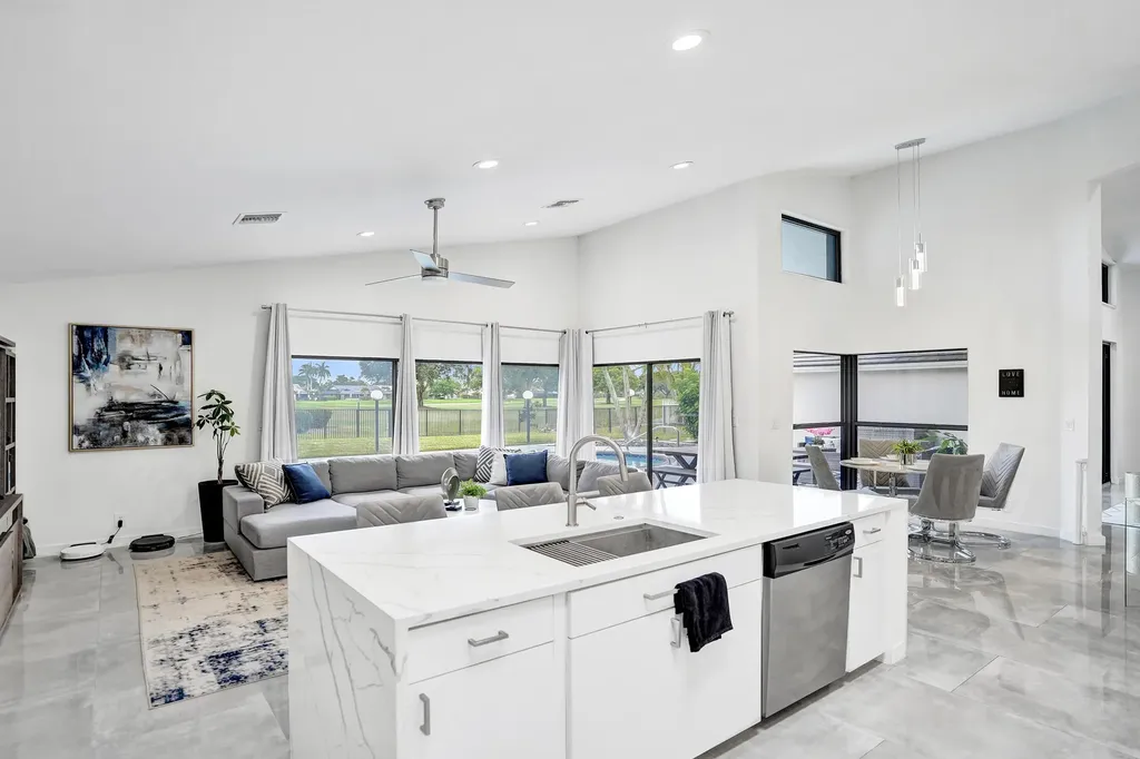 10875 Boca Woods Lane Boca Raton FL 33428