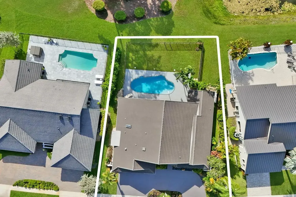 10875 Boca Woods Lane Boca Raton FL 33428