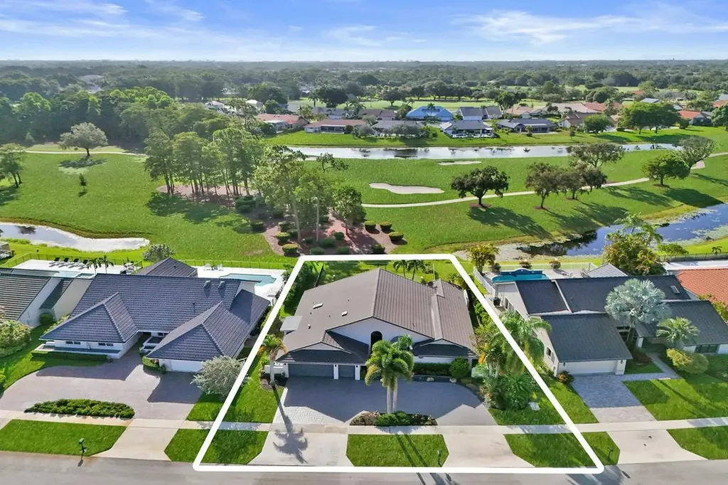 10875 Boca Woods Lane Boca Raton FL 33428