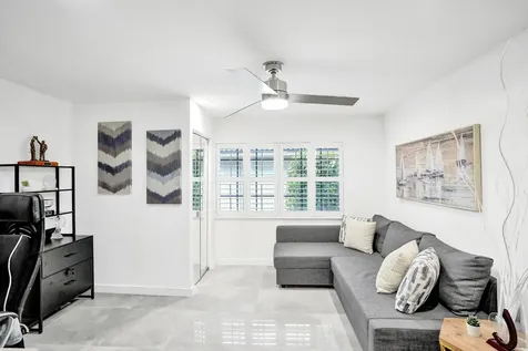 10875 Boca Woods Lane Boca Raton FL 33428