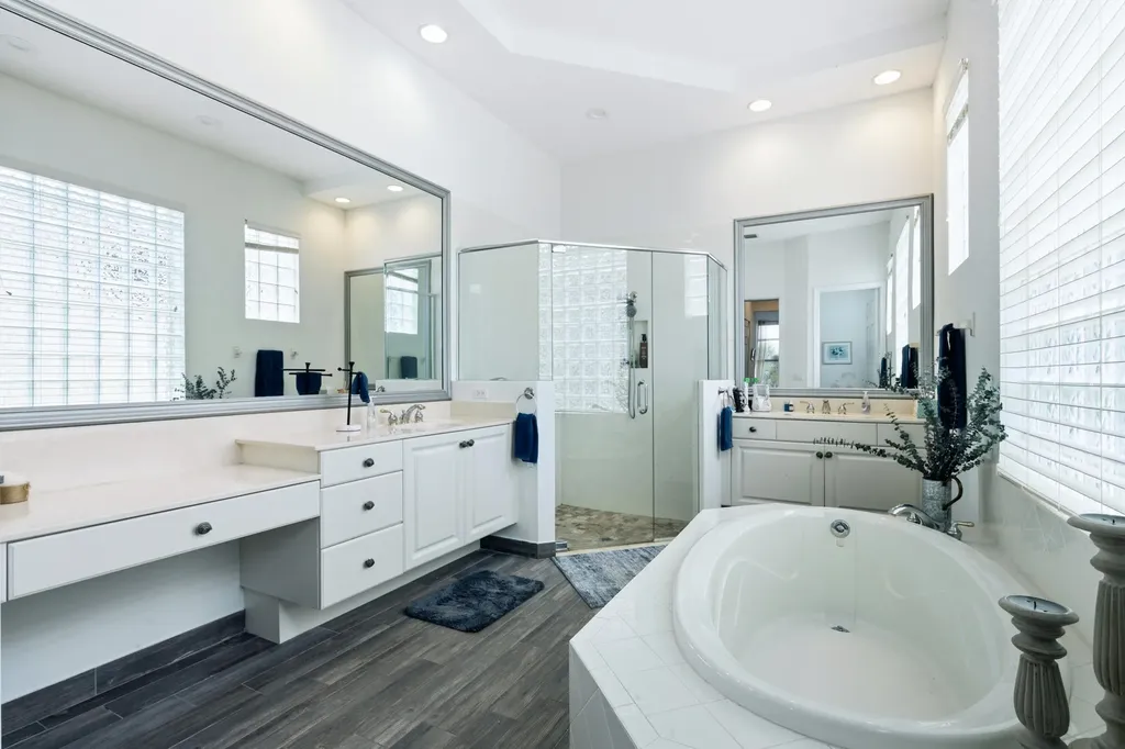 9857 Via Grande W Wellington FL 33411