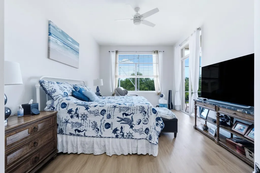 9857 Via Grande W Wellington FL 33411
