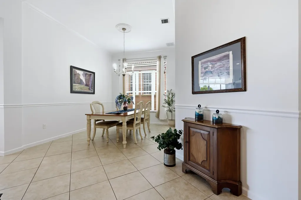 9857 Via Grande W Wellington FL 33411