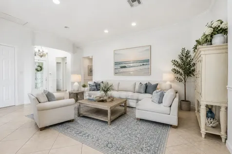 9857 Via Grande W Wellington FL 33411