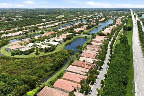 9857 Via Grande W Wellington FL 33411