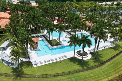 9857 Via Grande W Wellington FL 33411