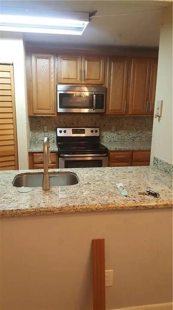 10035 Winding Lake Road Sunrise FL 33351