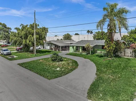 2131 Acapulco Drive Miramar FL 33023
