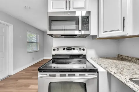 232 SE 9th Avenue Pompano Beach FL 33060