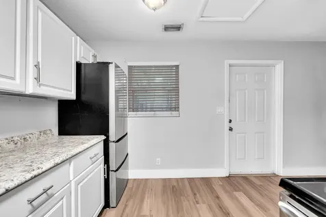 232 SE 9th Avenue Pompano Beach FL 33060