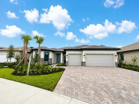 4519 Silverwood Lane N Oakland Park FL 33309