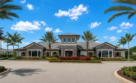 4519 Silverwood Lane N Oakland Park FL 33309