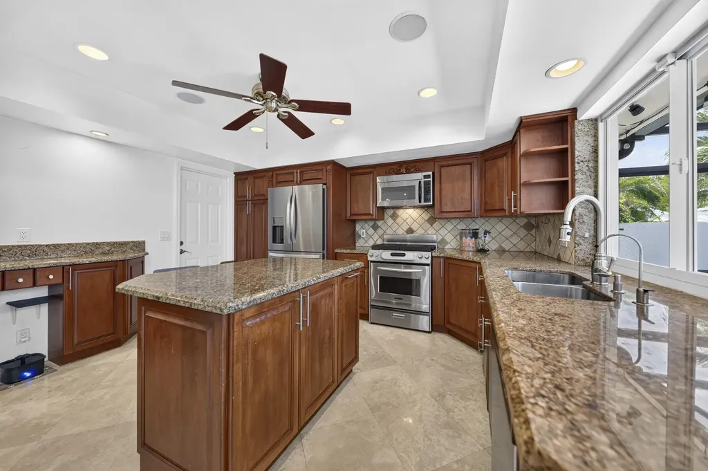 3011 NE 47th Street Fort Lauderdale FL 33308