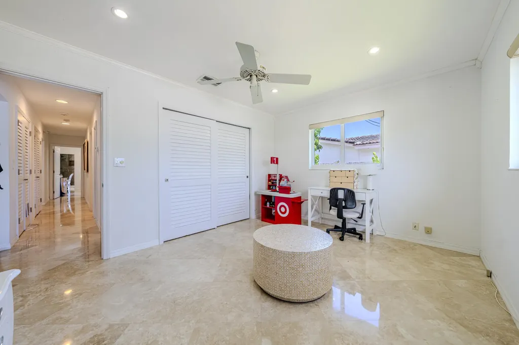 3011 NE 47th Street Fort Lauderdale FL 33308