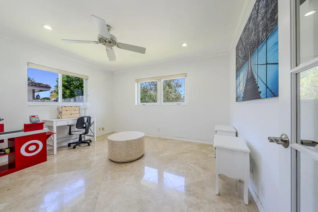 3011 NE 47th Street Fort Lauderdale FL 33308