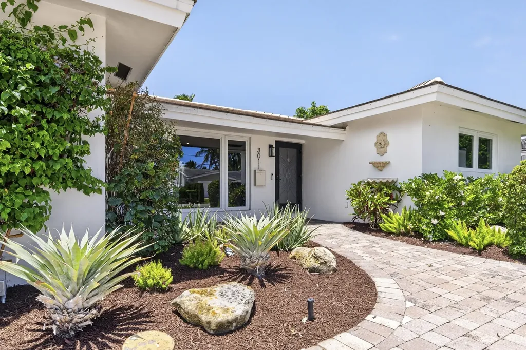3011 NE 47th Street Fort Lauderdale FL 33308