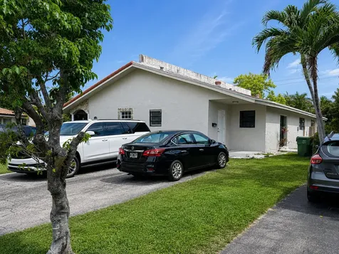1115 NE 1st Court Hallandale Beach FL 33009
