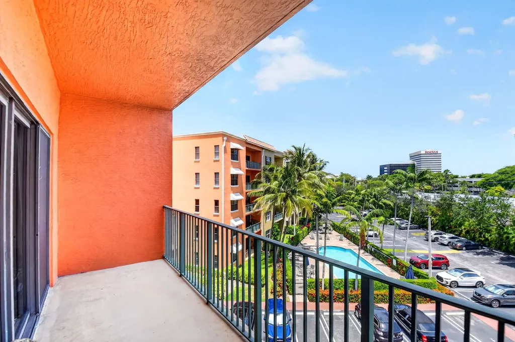 1620 Presidential Way West Palm Beach FL 33401