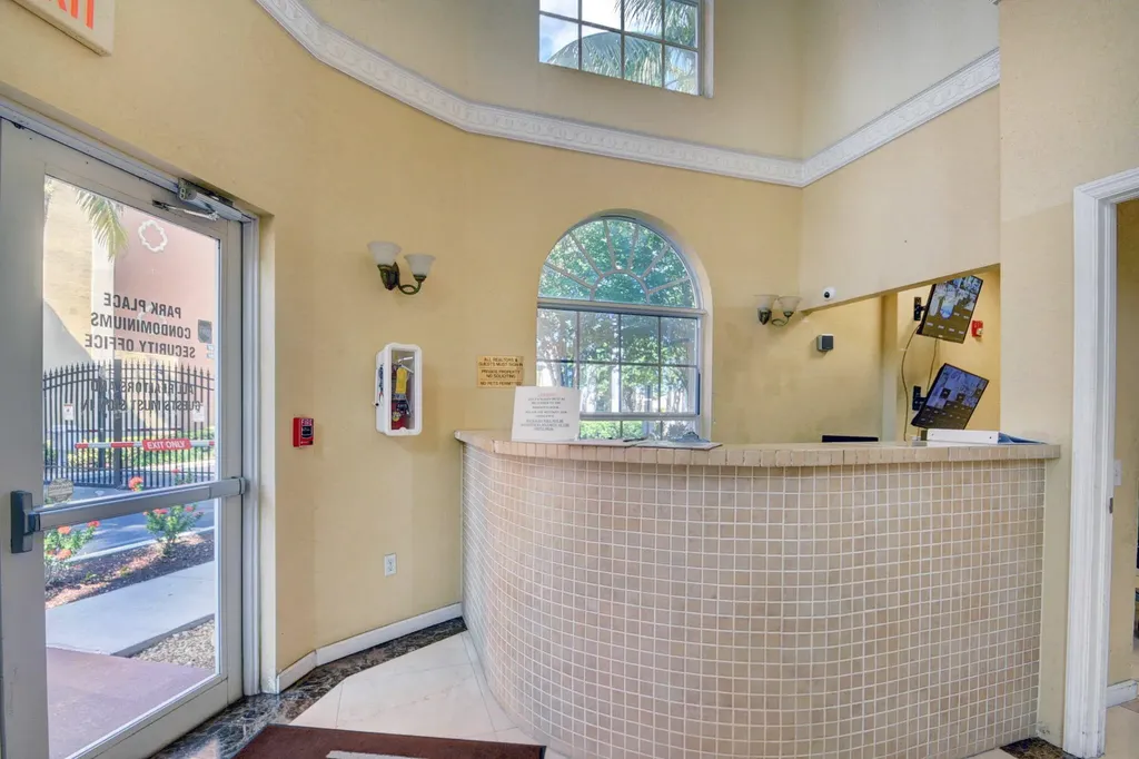 1620 Presidential Way West Palm Beach FL 33401