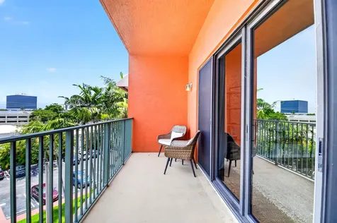1620 Presidential Way West Palm Beach FL 33401