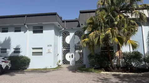 1470 N Dixie Highway Fort Lauderdale FL 33304