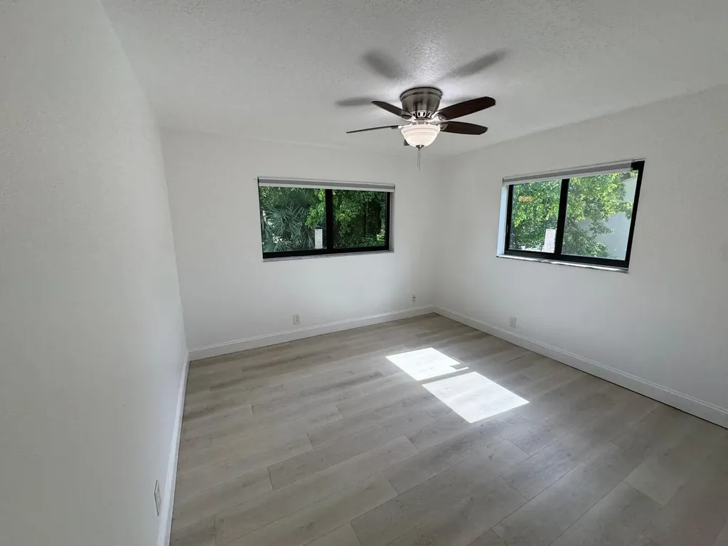 11660 NW 45th Street Coral Springs FL 33065