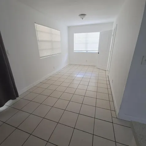 160 NW 15th Place Pompano Beach FL 33060