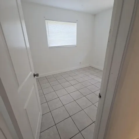 160 NW 15th Place Pompano Beach FL 33060