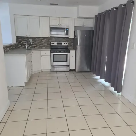160 NW 15th Place Pompano Beach FL 33060