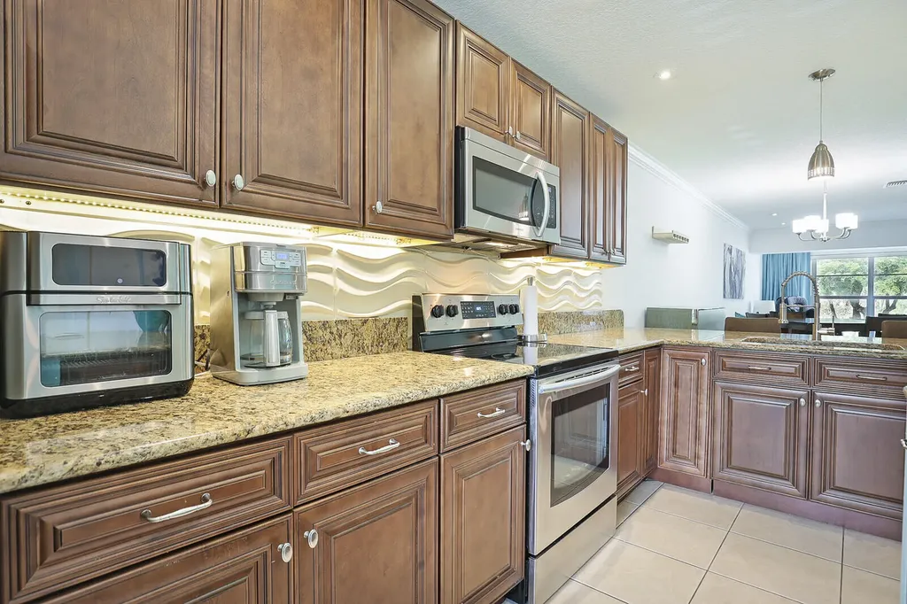 1141 Calamondin Terrace Delray Beach FL 33445