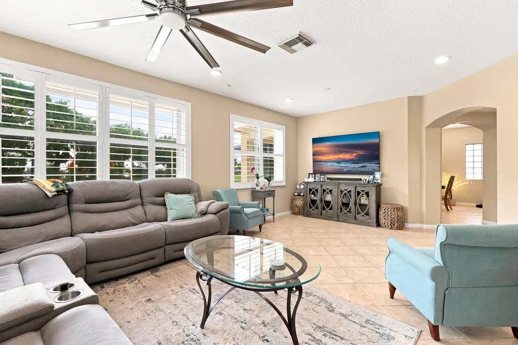 9035 Silver Glen Way Lake Worth FL 33467
