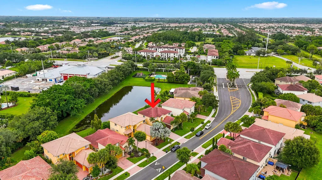 9035 Silver Glen Way Lake Worth FL 33467