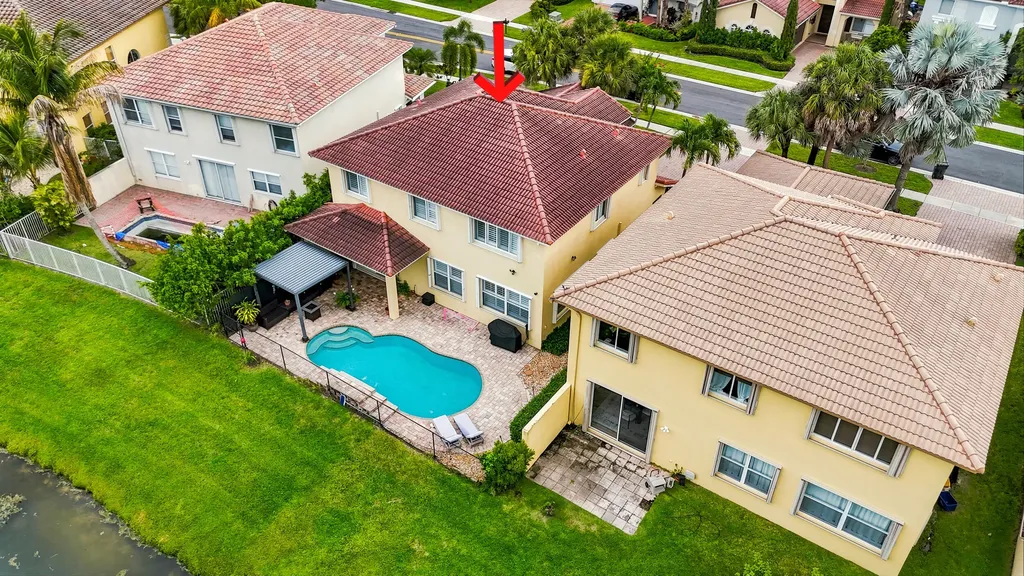 9035 Silver Glen Way Lake Worth FL 33467