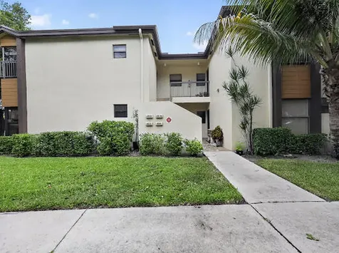 4519 Carambola Circle S Coconut Creek FL 33066