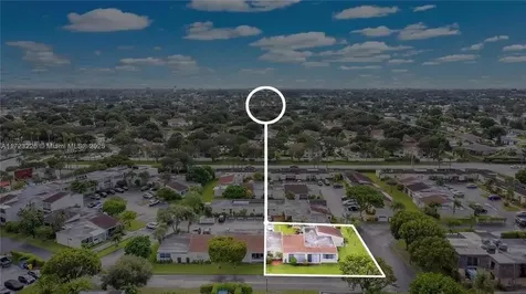 2532 Boundbrook Drive S Palm Springs FL 33406