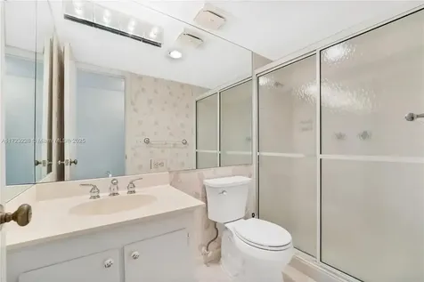 2532 Boundbrook Drive S Palm Springs FL 33406