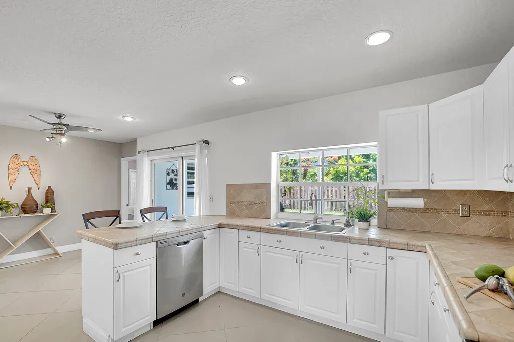 555 NW 50th Place Boca Raton FL 33431