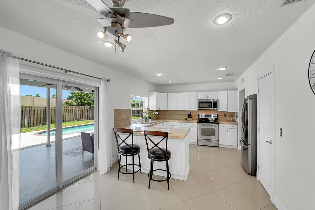 555 NW 50th Place Boca Raton FL 33431