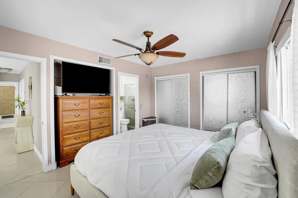 555 NW 50th Place Boca Raton FL 33431