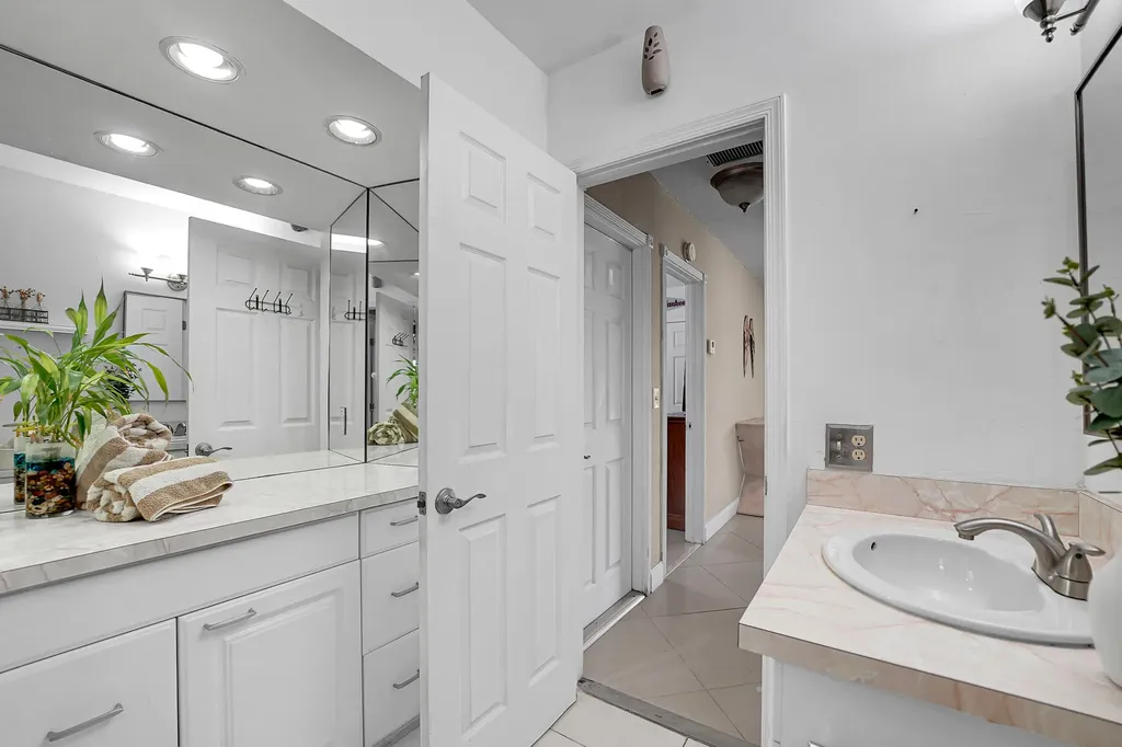 555 NW 50th Place Boca Raton FL 33431