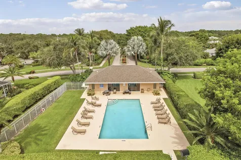 323 Spruce Street Boynton Beach FL 33426