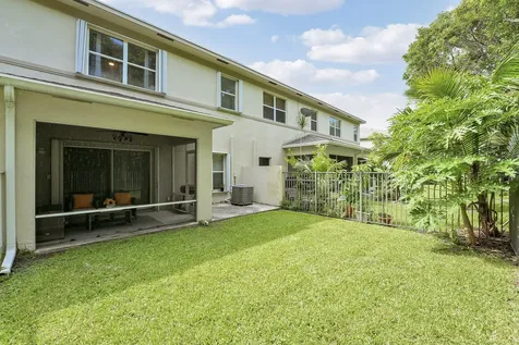 323 Spruce Street Boynton Beach FL 33426