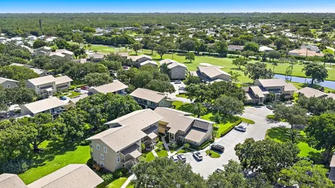 18480 SE Wood Haven Jupiter FL 33469