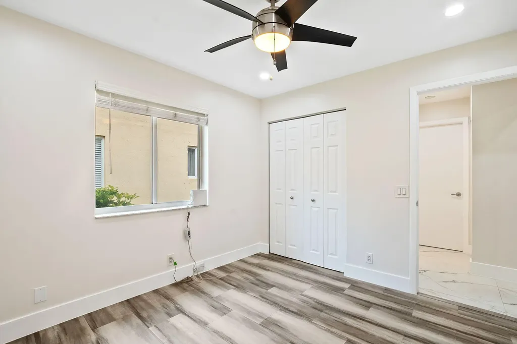4498 Dogwood Circle Weston FL 33331